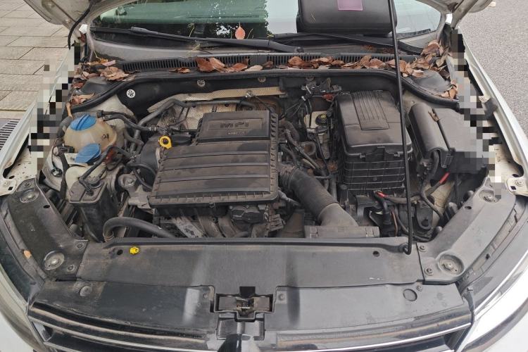 Used Volkswagen Sagitar 2015 1.6L Automatic Comfort Model Engine Bay