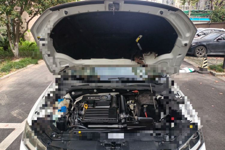 Used Volkswagen Sagitar 2015 280TSI Automatic Flagship Model Engine Bay