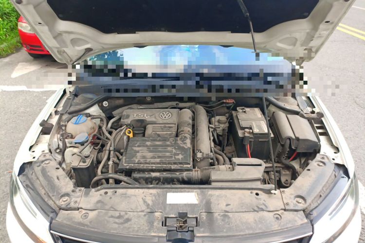 Used Volkswagen Sagitar 2015 230TSI Automatic Comfort Version Engine Bay