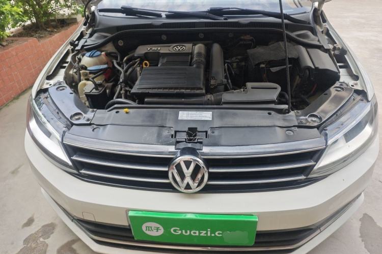 Used Volkswagen Sagitar 2015 230TSI Automatic Comfort Version Engine Bay