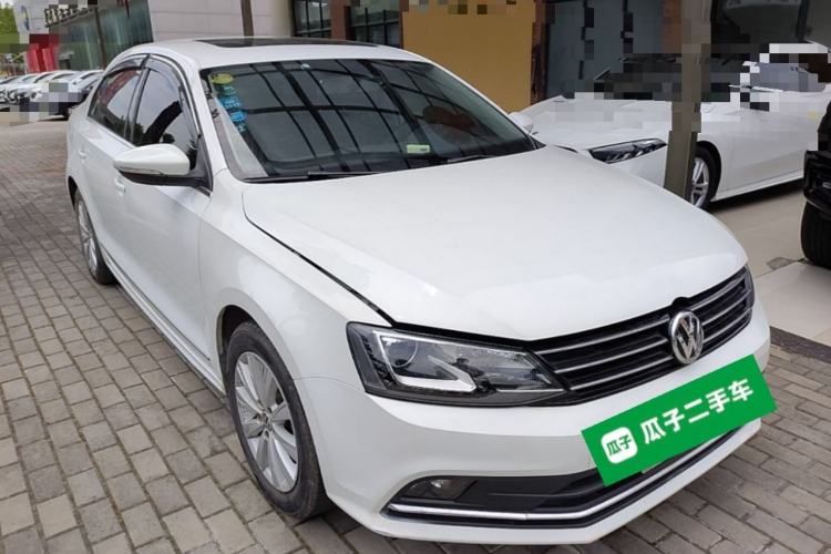 Used Volkswagen Sagitar 2015 230TSI Automatic Comfort Version Exterior 1