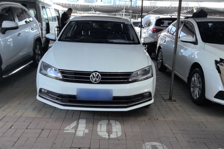 Used Volkswagen Sagitar 2015 230TSI Automatic Comfort Version Exterior 1