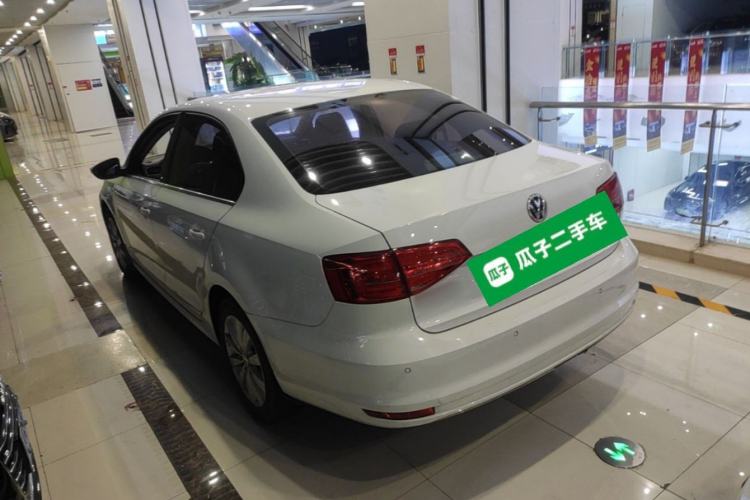 Used Volkswagen Sagitar 2015 1.6L Automatic Comfort Model Exterior 2