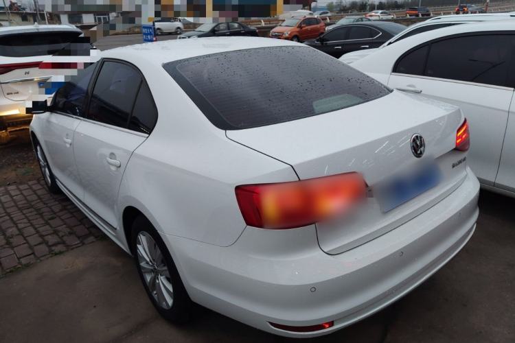 Used Volkswagen Sagitar 2015 1.6L Manual Comfort Model Exterior 2