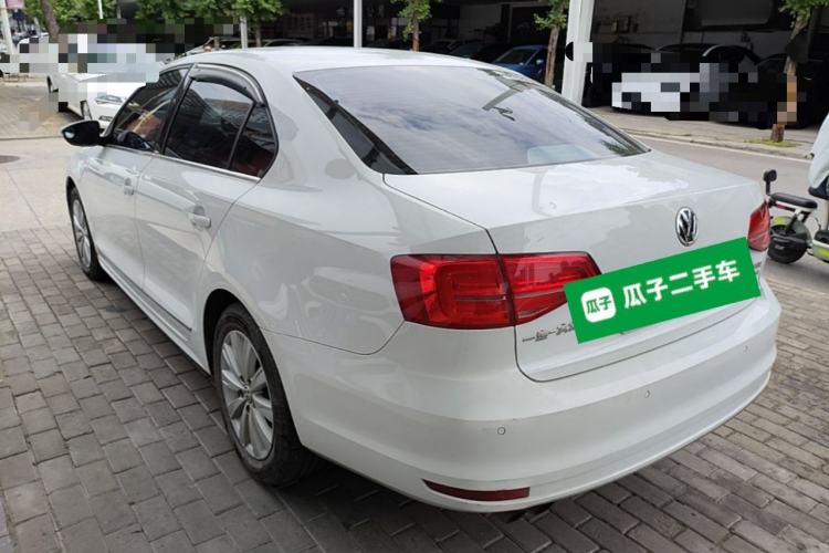 Used Volkswagen Sagitar 2015 230TSI Automatic Comfort Version Exterior 2