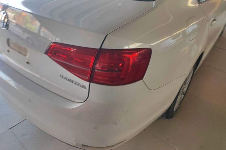 Used Volkswagen Sagitar 2015 1.6L Manual Comfort Model Exterior 3