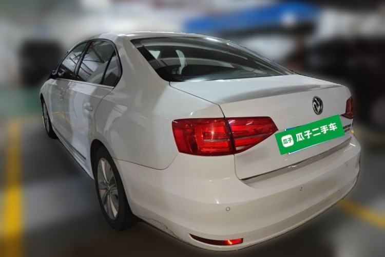 Used Volkswagen Sagitar 2015 230TSI Automatic Comfort Version Exterior 3