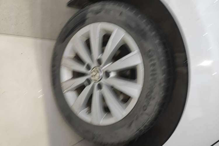 Used Volkswagen Sagitar 2015 1.6L Automatic Comfort Model Exterior 5
