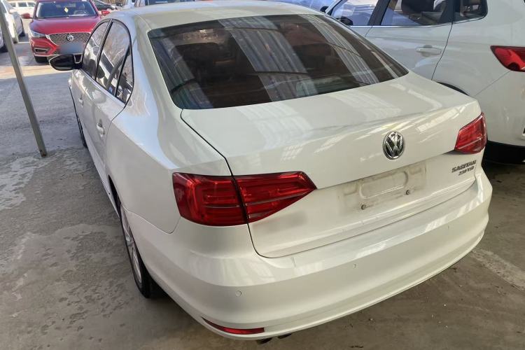 Used Volkswagen Sagitar 2015 230TSI Automatic Comfort Version Exterior 5