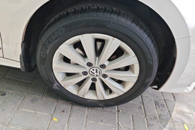 Used Volkswagen Sagitar 2015 230TSI Automatic Comfort Version Exterior 7