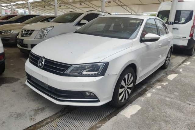 Used Volkswagen Sagitar 2015 230TSI Automatic Luxury Model