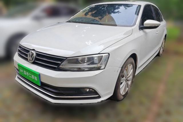 Used Volkswagen Sagitar 2015 230TSI Automatic Comfort Version