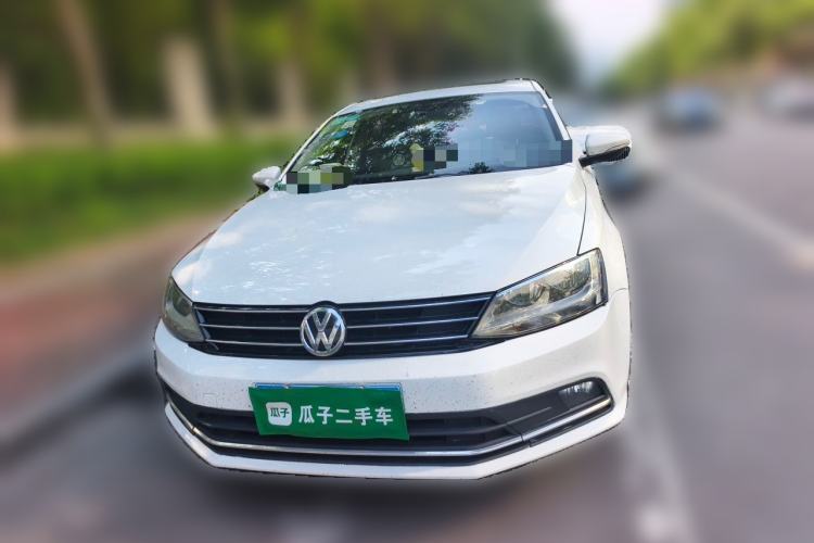 Used Volkswagen Sagitar 2015 1.6L Automatic Comfort Model Front