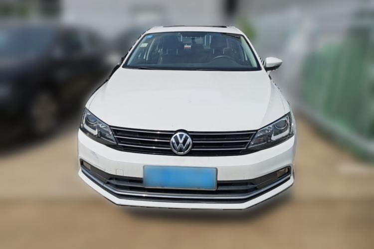 Used Volkswagen Sagitar 2015 230TSI Automatic Comfort Version Front