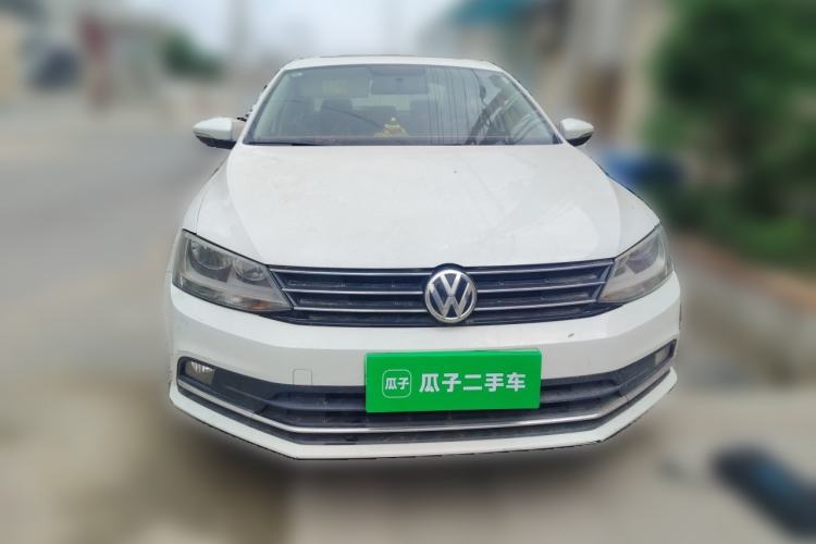 Used Volkswagen Sagitar 2015 1.6L Automatic Comfort Model Front