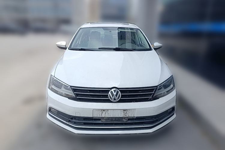 Used Volkswagen Sagitar 2015 1.6L Automatic Comfort Model Front
