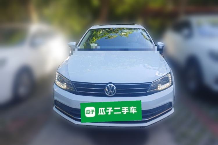 Used Volkswagen Sagitar 2015 230TSI Automatic Comfort Version Front