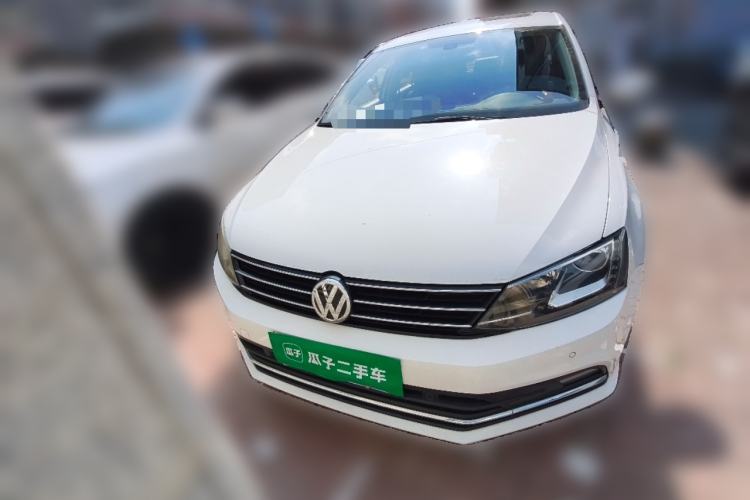 Used Volkswagen Sagitar 2015 230TSI Automatic Luxury Model Front