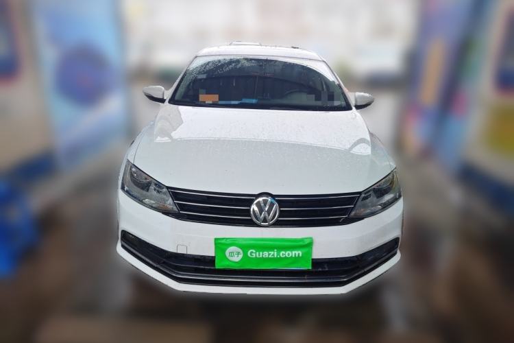 Used Volkswagen Sagitar 2015 1.6L Automatic Comfort Model Front