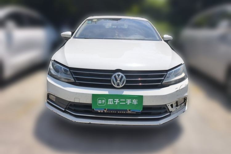 Used Volkswagen Sagitar 2015 230TSI Automatic Comfort Version Front