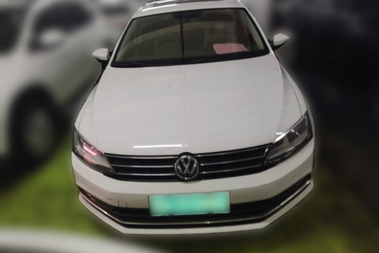 Used Volkswagen Sagitar 2015 230TSI Automatic Comfort Version Front