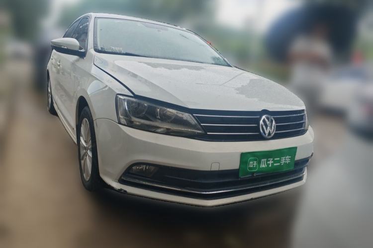 Used Volkswagen Sagitar 2015 1.6L Automatic Comfort Model Front
