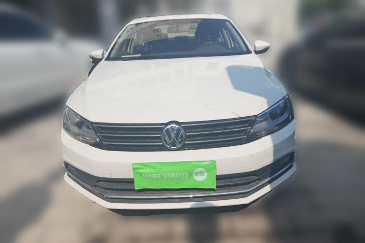 Used Volkswagen Sagitar 2015 1.6L Automatic Comfort Model Front