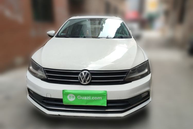Used Volkswagen Sagitar 2015 230TSI Automatic Comfort Version Front
