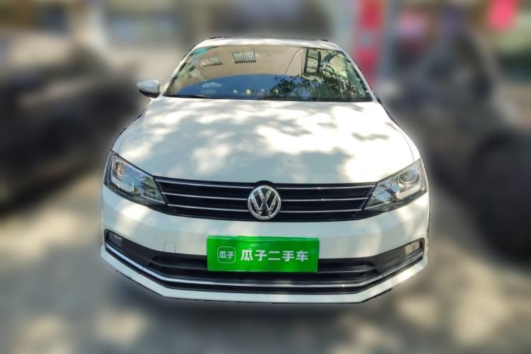 Used Volkswagen Sagitar 2015 230TSI Automatic Comfort Version Front
