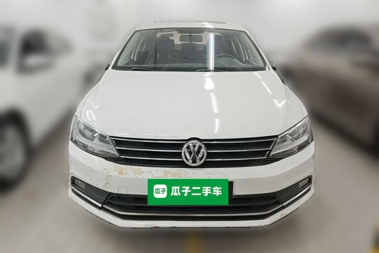 Used Volkswagen Sagitar 2015 230TSI Automatic Comfort Version Front