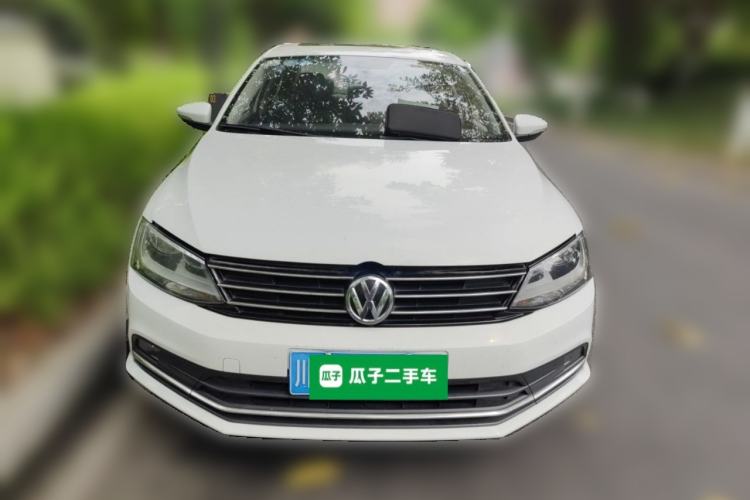 Used Volkswagen Sagitar 2015 230TSI Manual Comfort Version Front