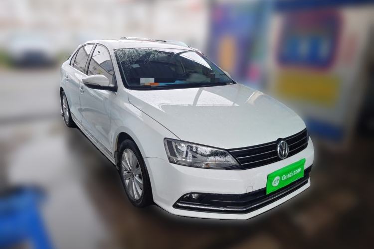 Used Volkswagen Sagitar 2015 1.6L Automatic Comfort Model Front Right 45 Deg