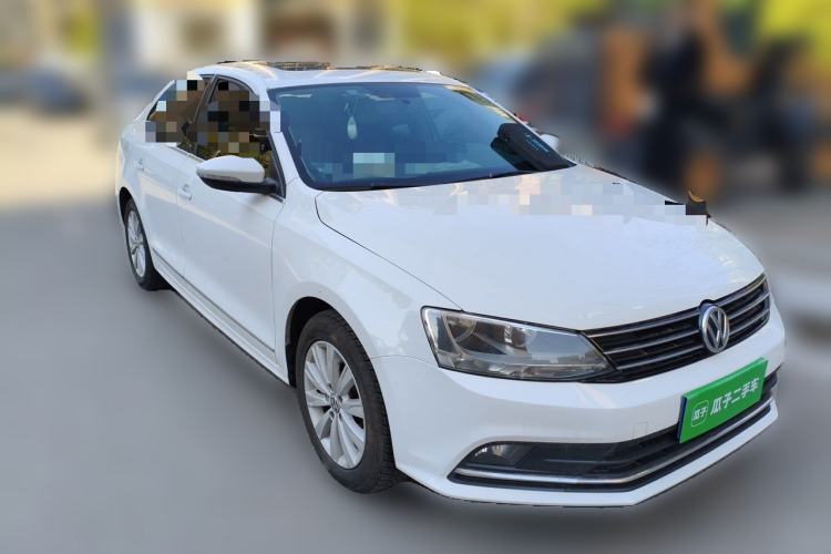 Used Volkswagen Sagitar 2015 1.6L Automatic Comfort Model Front Right 45 Deg