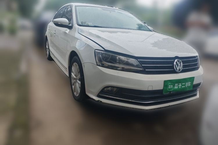 Used Volkswagen Sagitar 2015 1.6L Automatic Comfort Model Front Right 45 Deg