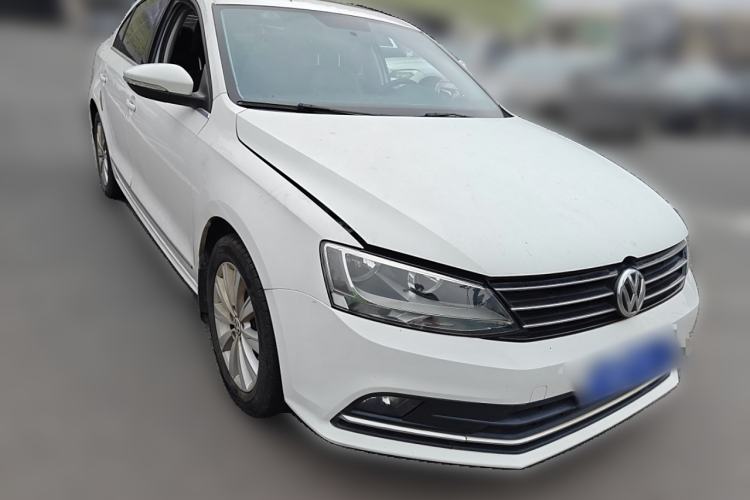 Used Volkswagen Sagitar 2015 1.6L Automatic Comfort Model Front Right 45 Deg