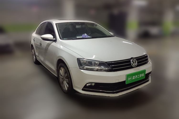 Used Volkswagen Sagitar 2015 1.6L Automatic Comfort Model Front Right 45 Deg