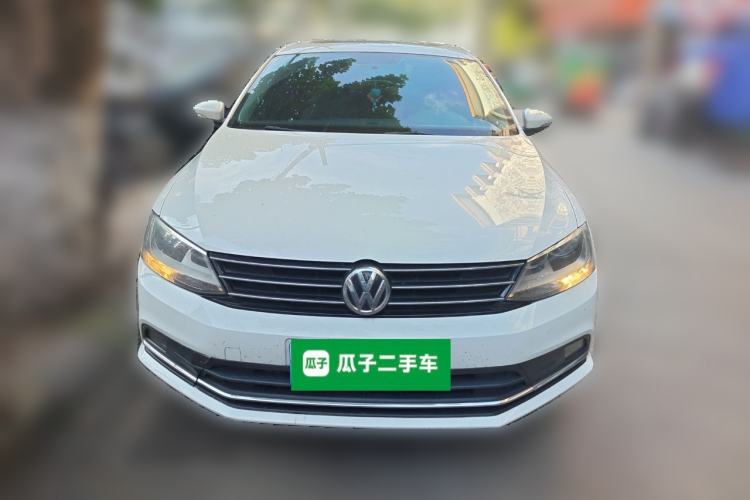Used Volkswagen Sagitar 2015 1.6L Automatic Comfort Model Front