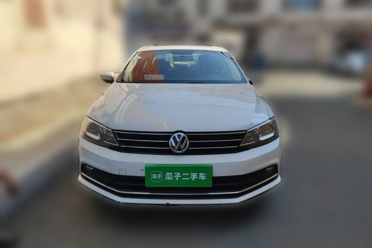 Used Volkswagen Sagitar 2015 230TSI Automatic Comfort Version Front