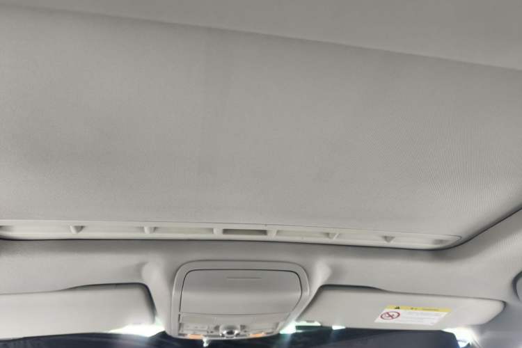 Used Volkswagen Sagitar 2015 230TSI Automatic Luxury Model Headliner