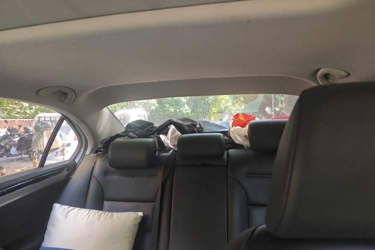 Used Volkswagen Sagitar 2015 1.6L Automatic Comfort Model Headliner