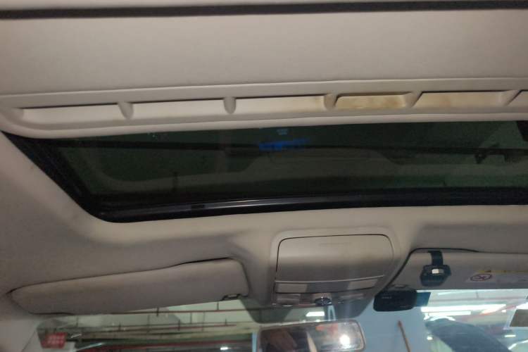 Used Volkswagen Sagitar 2015 1.6L Automatic Comfort Model Headliner
