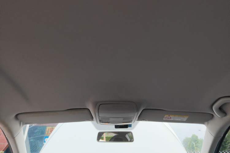 Used Volkswagen Sagitar 2015 1.6L Automatic Fashion Model Headliner