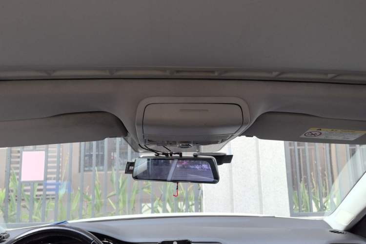 Used Volkswagen Sagitar 2015 1.6L Automatic Comfort Model Headliner