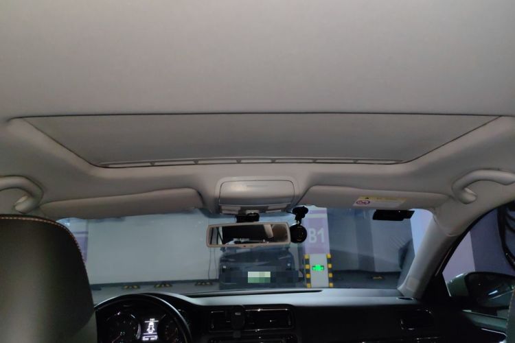 Used Volkswagen Sagitar 2015 280TSI Automatic Flagship Model Headliner