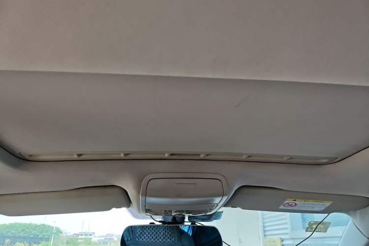 Used Volkswagen Sagitar 2015 280TSI Automatic Flagship Model Headliner