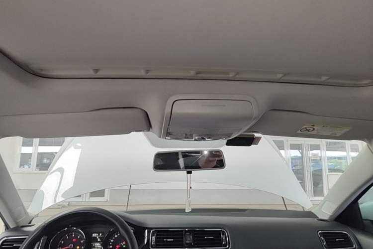 Used Volkswagen Sagitar 2015 1.6L Automatic Comfort Model Headliner