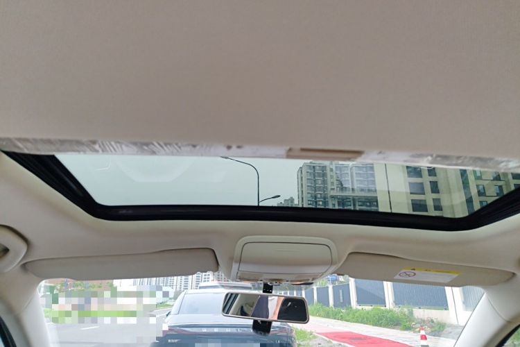 Used Volkswagen Sagitar 2015 230TSI Automatic Comfort Version Headliner