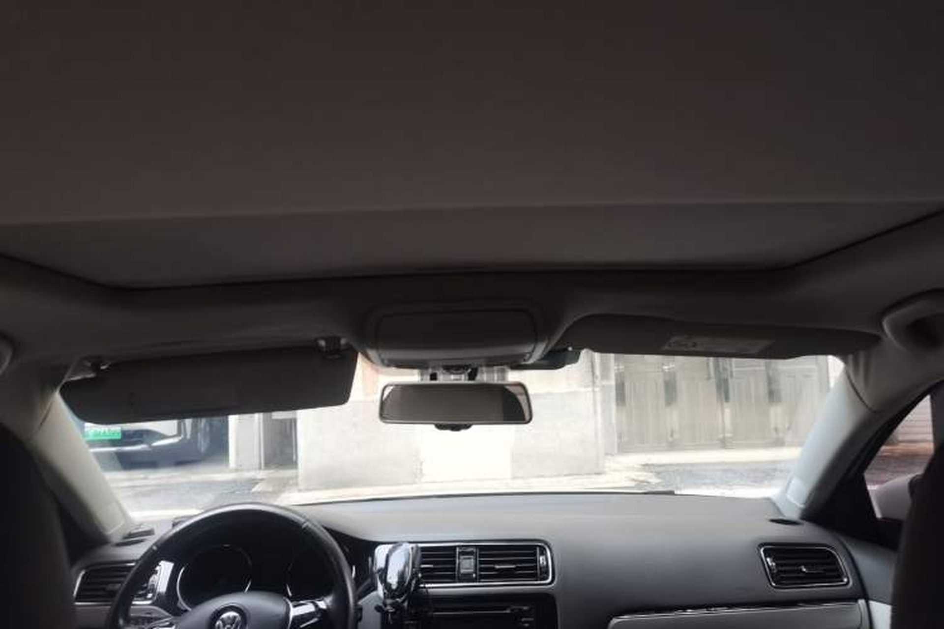 Used Volkswagen Sagitar 2015 230TSI Automatic Luxury Model Headliner
