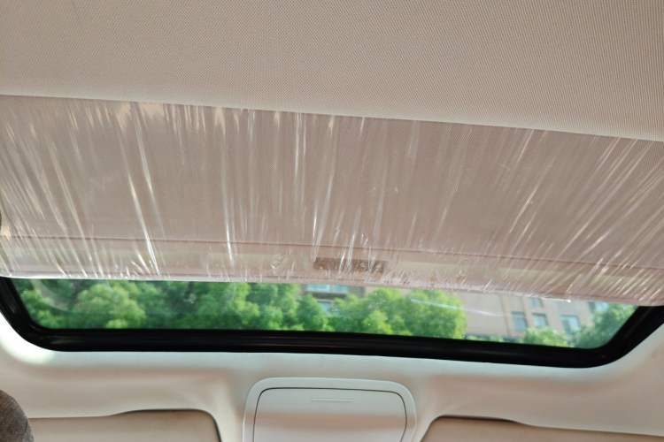 Used Volkswagen Sagitar 2015 1.6L Automatic Comfort Model Headliner
