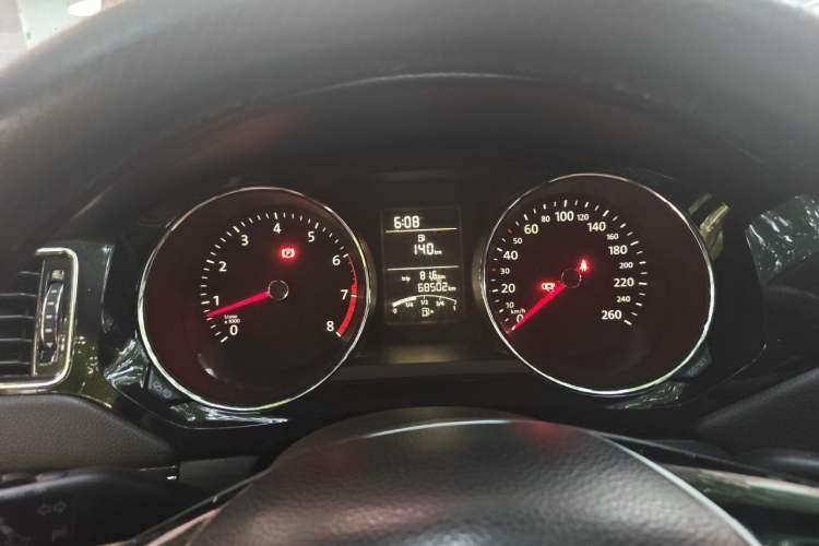 Used Volkswagen Sagitar 2015 1.6L Manual Comfort Model Instrument Cluster
